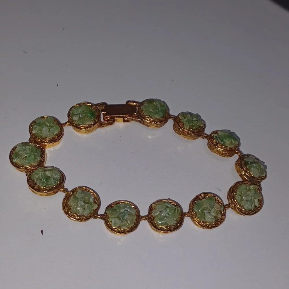 Vintage Jade Chip Bracelet Stone Jewelry - Picture 3 of 5